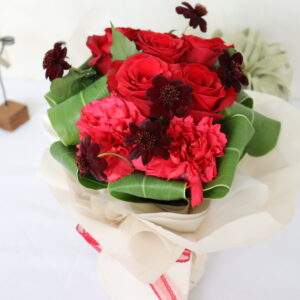 そのまま飾れるブーケ バラ5本